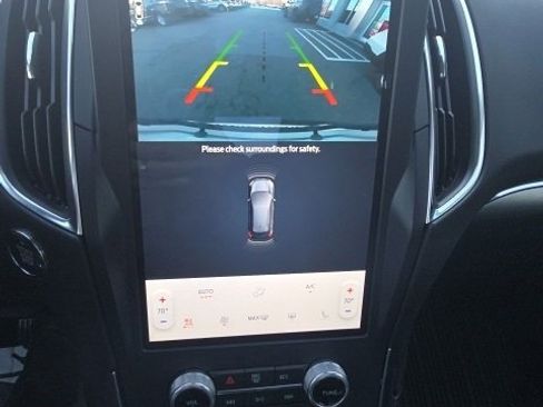 Certified 2022 Ford Edge Titanium w/ Equipment Group 301A image 20