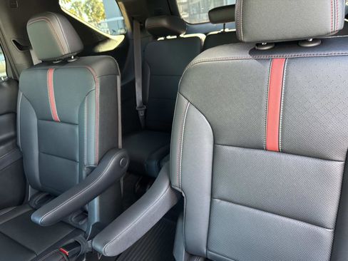 Used 2026 Chevrolet Traverse RS w/ LPO, Floor Liner Package image 14