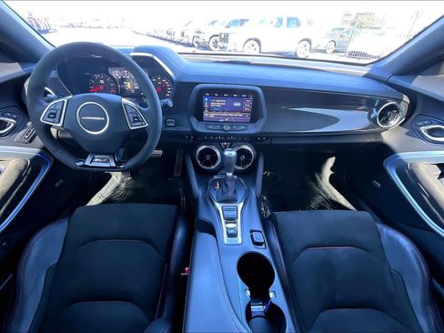 Used 2021 Chevrolet Camaro ZL1 RWD image 15