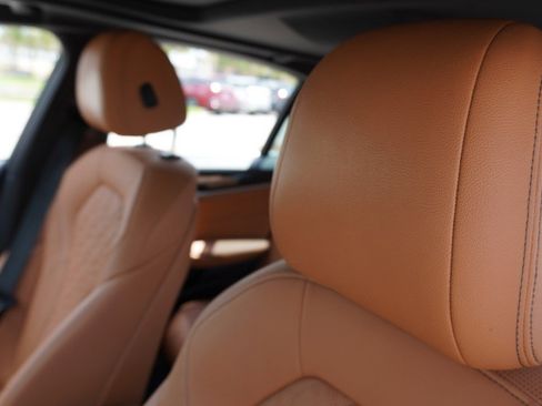 Used 2023 BMW 540i w/ Premium Package RWD image 25