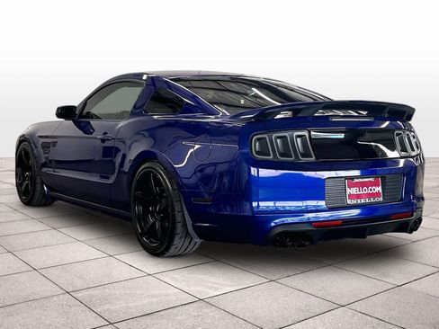 Used 2013 Ford Mustang GT Premium w/ Electronics Pkg RWD image 7