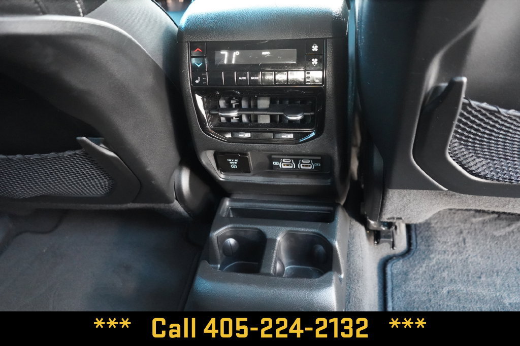 Used 2023 Jeep Grand Cherokee L Limited w/ Trailer Tow Group (B) AWD/4WD image 24