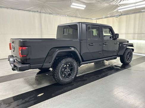 New 2026 Jeep Gladiator Sport AWD/4WD image 2