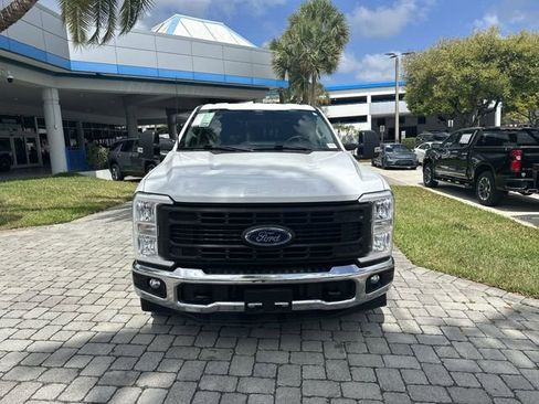 Used 2024 Ford F250 XL w/ XL Chrome Package RWD image 17