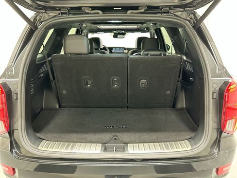 Used 2021 Hyundai Palisade Calligraphy image 24