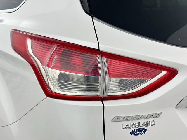 Used 2016 Ford Escape Titanium AWD/4WD image 23