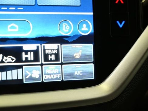 Used 2025 Subaru Ascent Limited w/ Popular Package #2 image 37