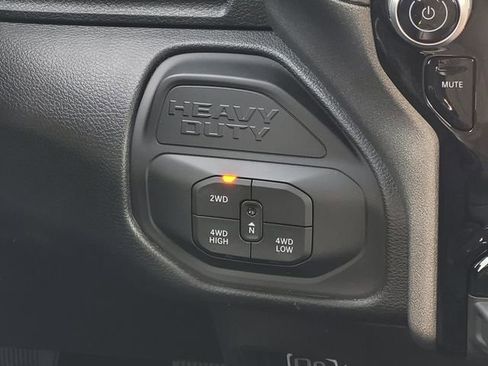 New 2026 RAM 2500 Tradesman AWD/4WD image 17