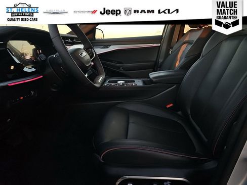 Used 2024 Jeep Wagoneer Launch Edition AWD/4WD image 19