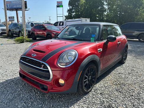 Used 2017 MINI Cooper S FWD image 8