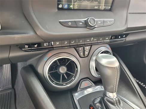 Used 2019 Chevrolet Camaro LT image 23