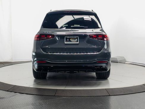 Certified 2026 Mercedes-Benz GLS 63 AMG 4MATIC image 33