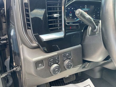 Used 2023 Chevrolet Silverado 1500 RST w/ Z71 Off-Road Package AWD/4WD image 35
