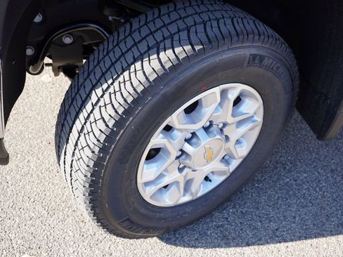 New 2026 Chevrolet Silverado 3500 LT w/ All Star Edition image 9