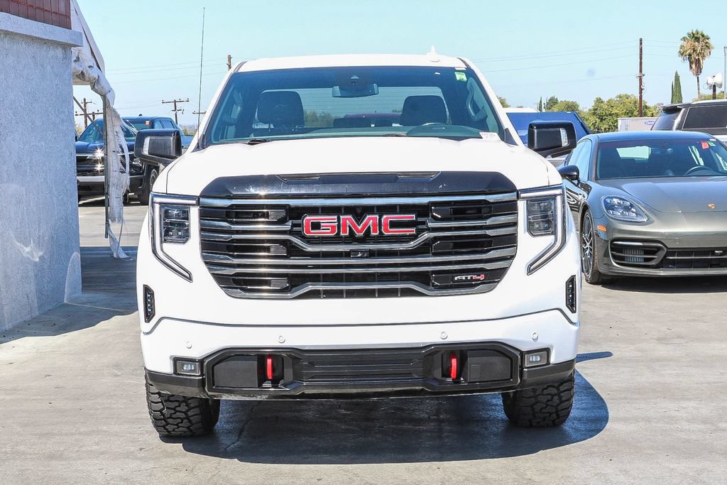 Used 2025 GMC Sierra 1500 AT4 AWD/4WD image 3