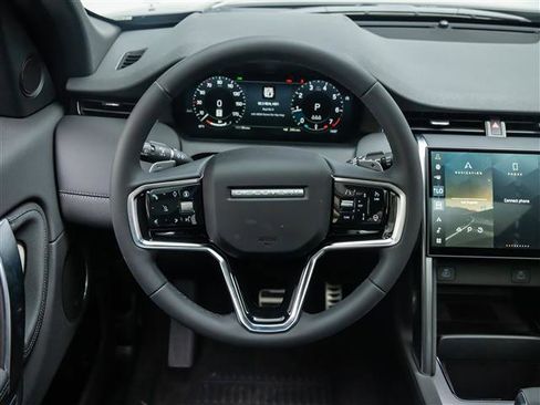 New 2026 Land Rover Discovery Sport Landmark AWD/4WD image 19