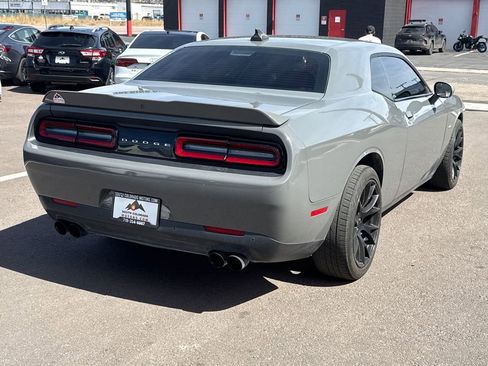 Used 2017 Dodge Challenger GT image 7