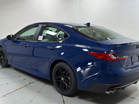 New 2026 Toyota Camry SE image 7