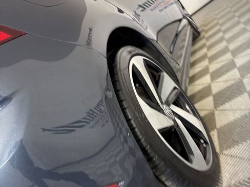 Used 2019 Volkswagen GTI Autobahn image 31