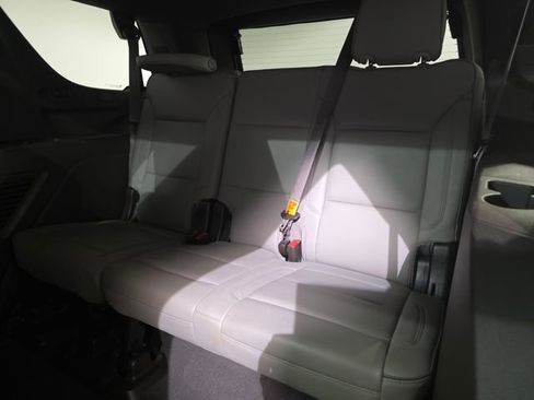 Certified 2023 GMC Yukon SLT w/ SLT Luxury Package image 31