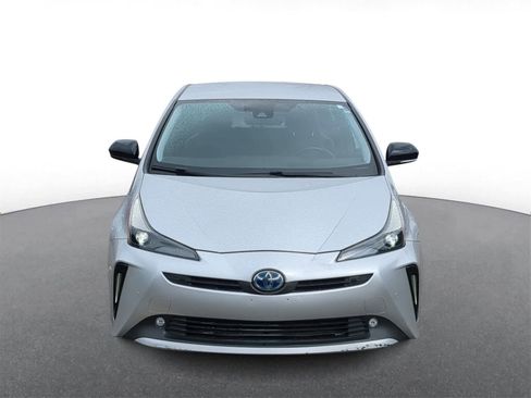 Used 2022 Toyota Prius L Eco image 3