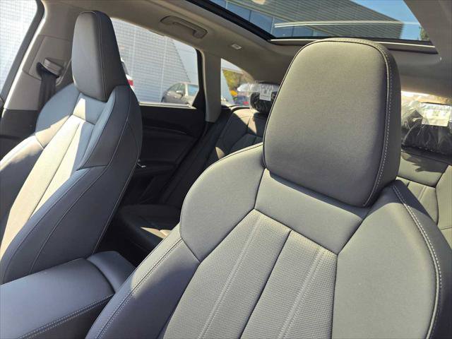 New 2026 Audi Q5 Premium Plus AWD/4WD image 24