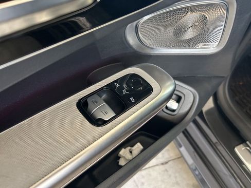 Used 2025 Mercedes-Benz CLE 300 4MATIC Coupe w/ AMG Line image 39