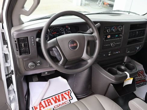 New 2025 GMC Savana 3500 Extended w/ Driver Convenience Package RWD image 20