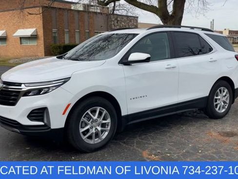 Used 2023 Chevrolet Equinox LT image 4