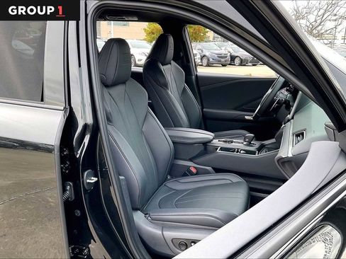 Used 2026 Lexus TX 500h AWD image 7