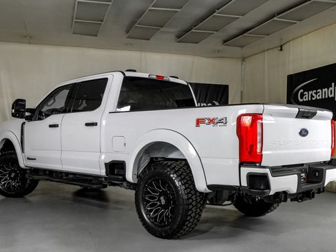 Used 2024 Ford F250 XLT w/ FX4 Off-Road Package AWD/4WD image 11