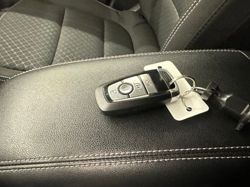 Used 2025 Ford Escape Active image 26