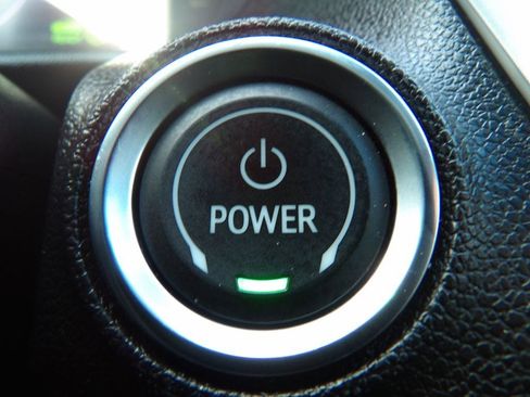 Used 2023 Chevrolet Bolt LT w/ Infotainment Package image 21