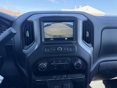 Used 2019 Chevrolet Silverado 1500 Custom w/ Custom Value Package image 13