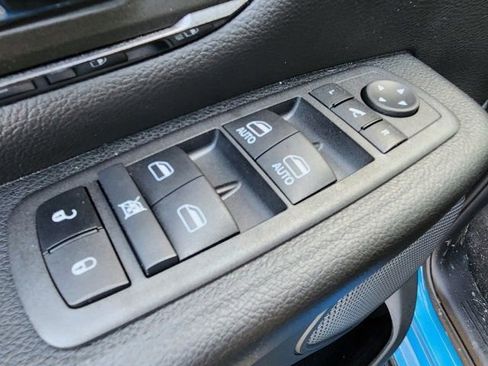 Used 2023 RAM 1500 Big Horn image 30