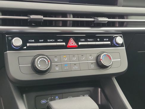 New 2025 Hyundai Santa Cruz SE image 27