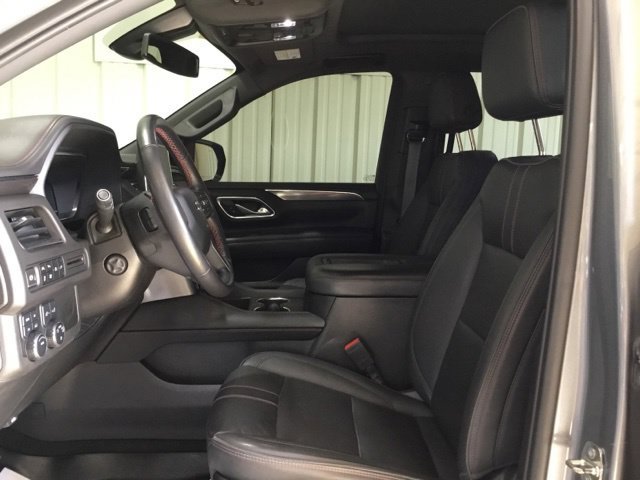 Used 2022 Chevrolet Tahoe RST w/ Luxury Package AWD/4WD image 21