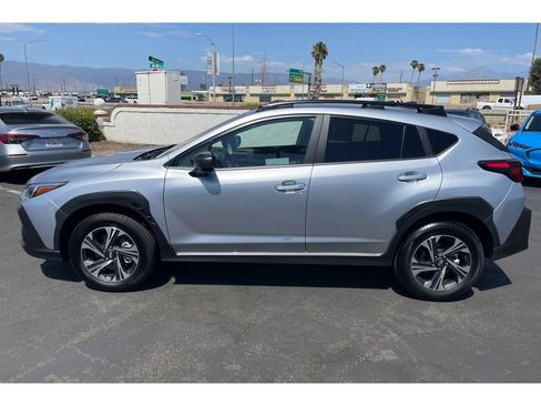 Certified 2026 Subaru Crosstrek 2.5i Premium AWD/4WD image 2