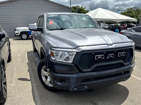 Used 2019 RAM 1500 Big Horn RWD image 1