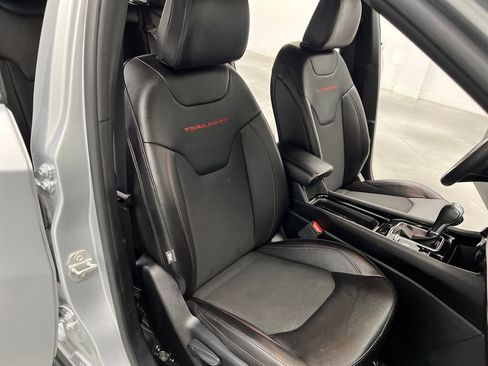 Used 2024 Jeep Compass Trailhawk image 20