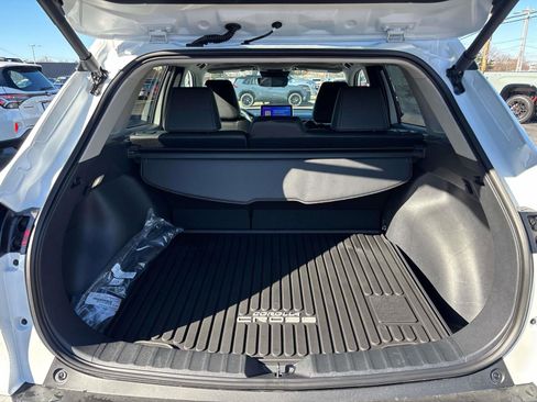 New 2026 Toyota Corolla Cross XLE image 4