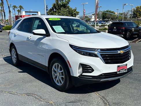 Used 2024 Chevrolet Equinox LT AWD/4WD image 1