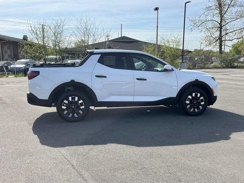 New 2026 Hyundai Santa Cruz SE FWD image 4