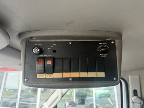 Used 2013 Ford E-350 and Econoline 350 Super Duty Wagon w/ Shuttle Bus Prep Pkg image 27