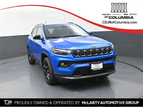 New 2026 Jeep Compass Latitude image 1