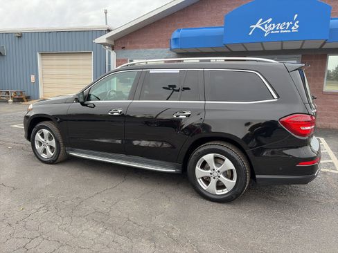 Used 2017 Mercedes-Benz GLS 450 4MATIC image 4