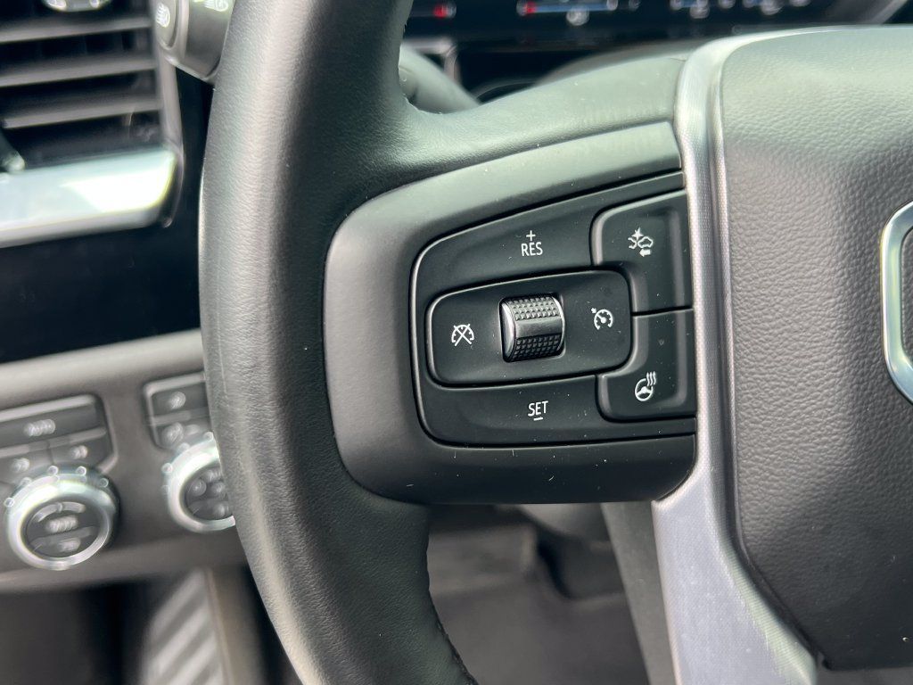Used 2026 GMC Sierra 1500 SLT AWD/4WD image 29