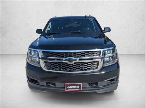 Used 2018 Chevrolet Tahoe LS RWD image 2
