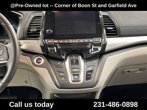 Used 2018 Honda Odyssey EX-L image 18