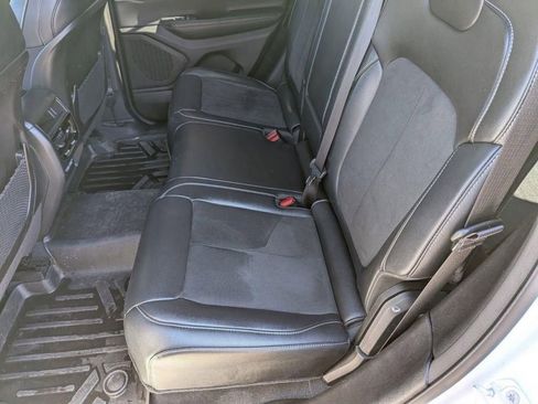 Used 2023 Jeep Grand Cherokee Altitude AWD/4WD image 24